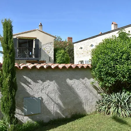 D'hôtes De Charme La Pironine Auvergne Casa de hóspedes