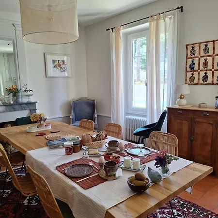 D'hotes De Charme La Pironine Auvergne 3* Moissat